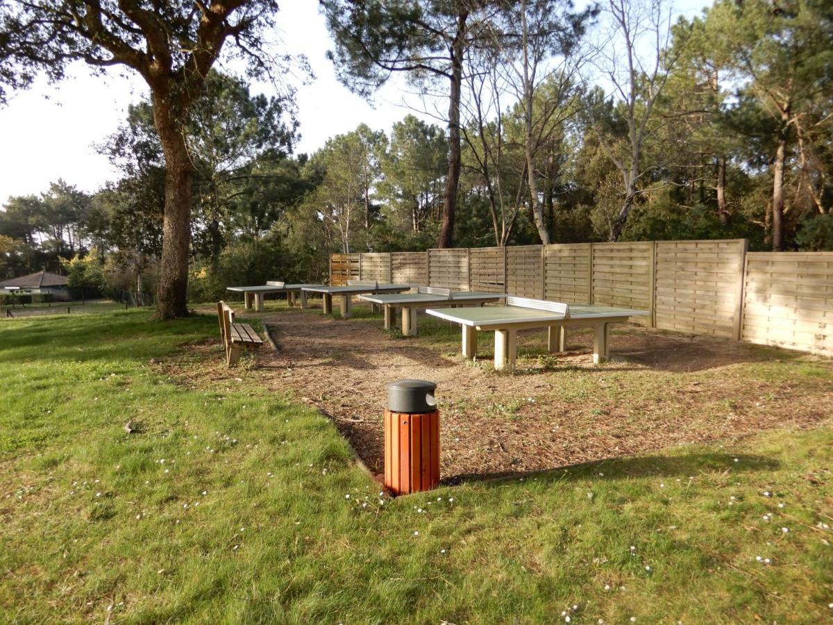 Appartement Au Domaine Du Golf Dans Residence De Vacance Moliets-et-Maa Exteriör bild